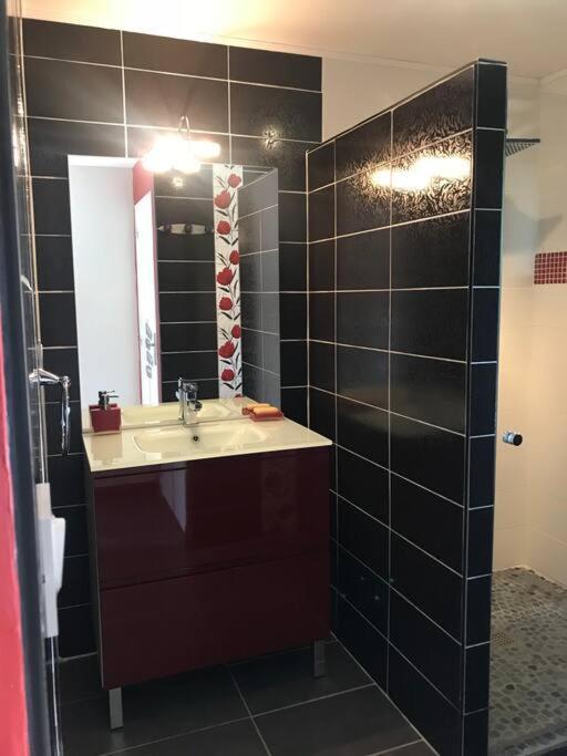 Gite La Licorne Villa Entrechaux Kültér fotó
